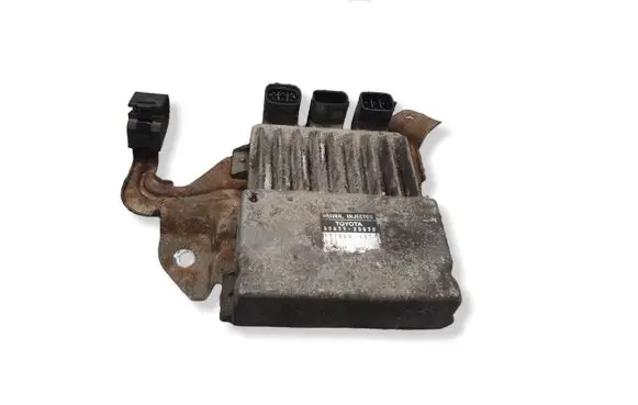 Toyota Avensis T250 Fuel injection control unit/module 8987120070