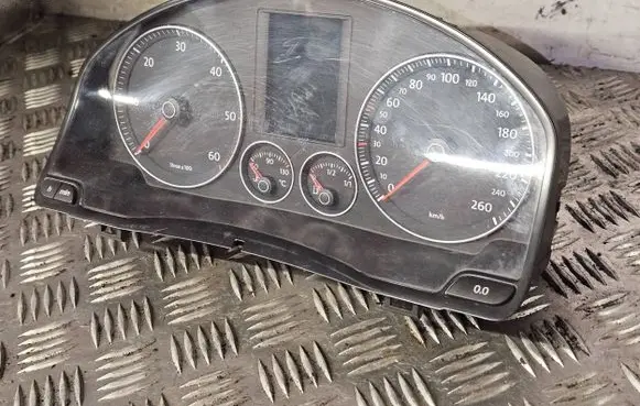 Volkswagen Golf Plus Speedometer (instrument cluster) A2C53023102 A2C53025660
