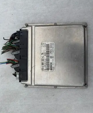 Mercedes-Benz Sprinter W901 W902 W903 W904 Engine control unit/module A0001534179 28RTF000 0281010825