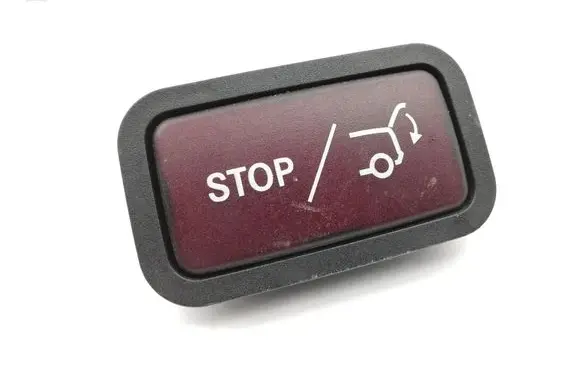 Mercedes-Benz E W212 Tailgate/boot open switch button A2128210651