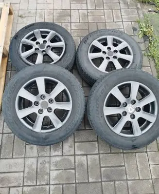 Skoda Octavia Mk2 (1Z) R15 alloy rim