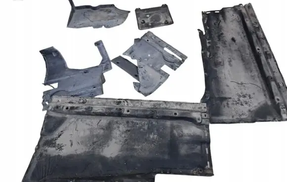 Audi Q5 SQ5 FY Engine splash shield/under tray 80A825215B