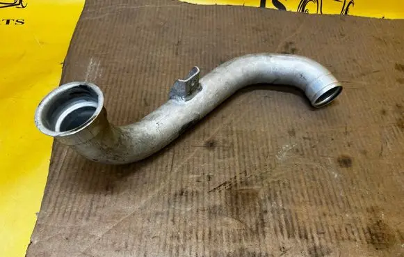 Mercedes-Benz GL X166 Intercooler hose/pipe A2760900837