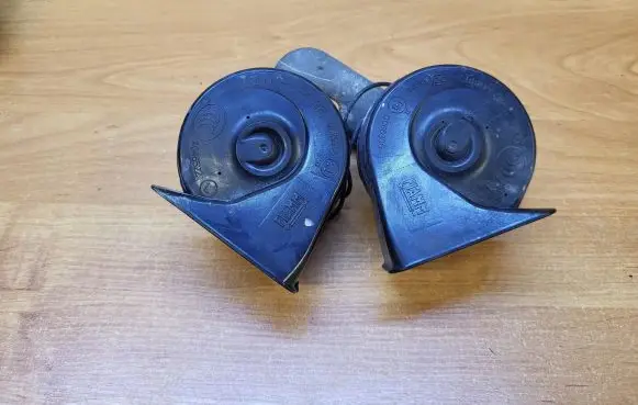 Volvo XC90 Horn signal 0055306 0069900