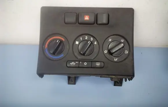 Opel Zafira A Climate control unit 024420732 93101 315637