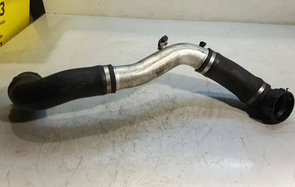 BMW 5 E60 E61 Intercooler hose/pipe 7798101 7790090 103059