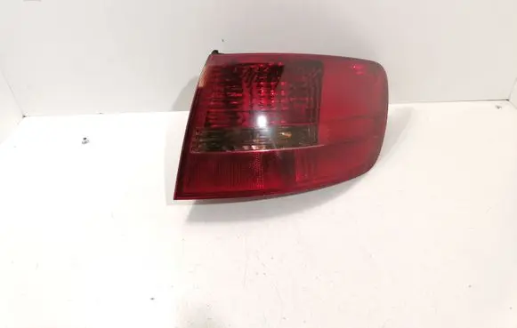 Audi A6 S6 C6 4F Rear/tail lights 89036920