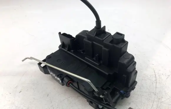 Renault Kangoo II Rear door lock 8200542396D