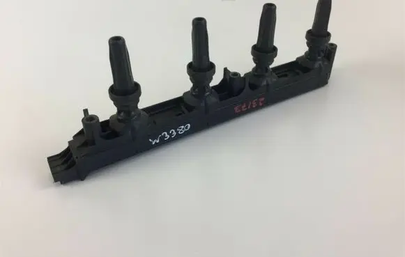 Citroen C4 I High voltage ignition coil 9656695780 W3380
