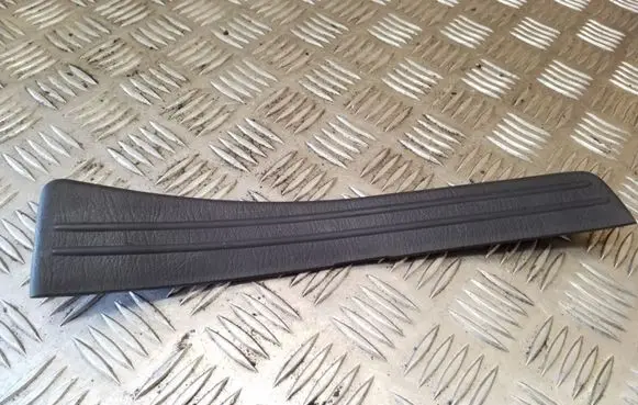 Toyota RAV 4 (XA20) Rear sill trim cover 6791642010