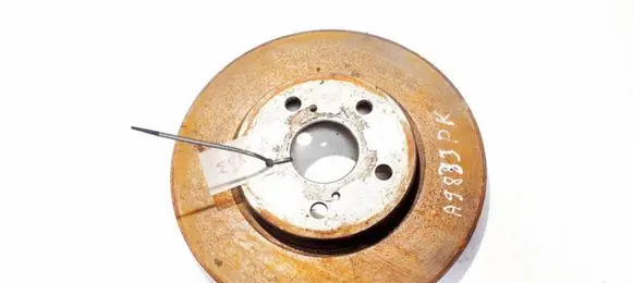 Lexus IS 220D-250-350 Front brake disc ventiliuojamas