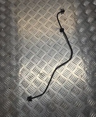 Engine coolant pipe/hose