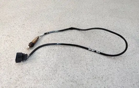 Audi A4 S4 B5 8D Lambda probe sensor 058906265