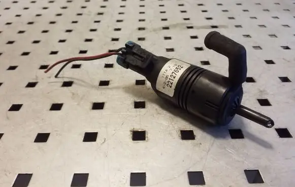 Opel Sintra Windscreen/windshield washer pump 22127652