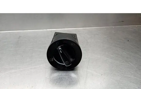 Volkswagen Lupo Light switch 1C0941531