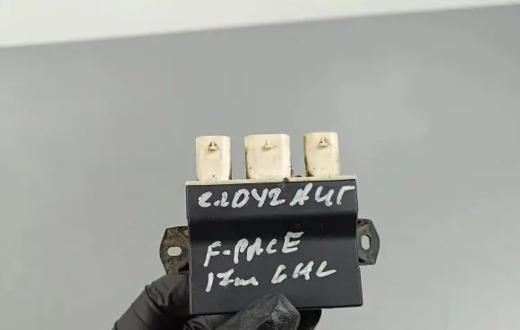Jaguar F-Pace Parking PDC control unit/module K95301AE