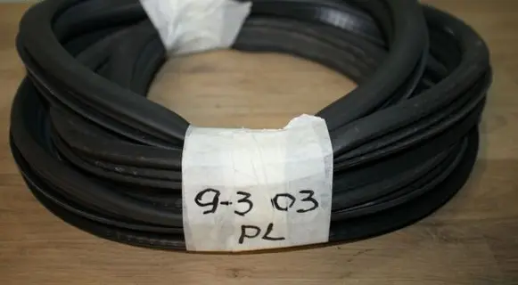 Saab 9-3 Ver2 Front door rubber seal