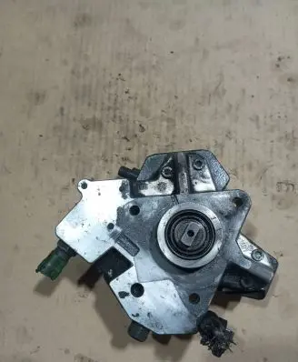 Volvo C30 Fuel injection high pressure pump 30756125 0445010111 06569