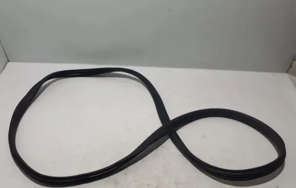 Renault Arkana Rear door rubber seal (on body) 796240515R