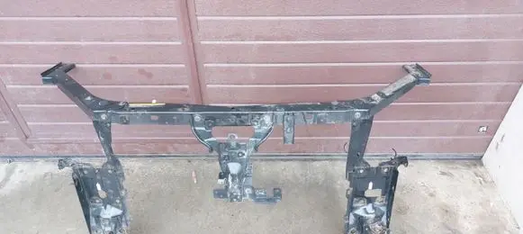 Nissan X-Trail T31 Radiator support slam panel