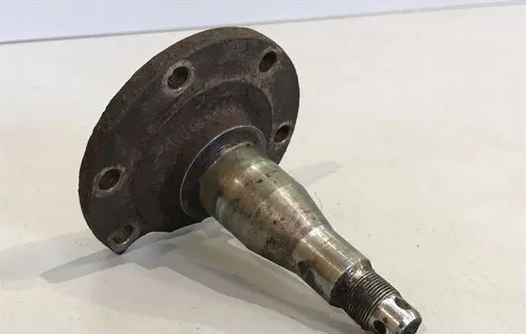 Audi A4 S4 B5 8D Stub axle 
