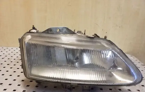 Renault Espace III Headlight/headlamp 13996600RE
