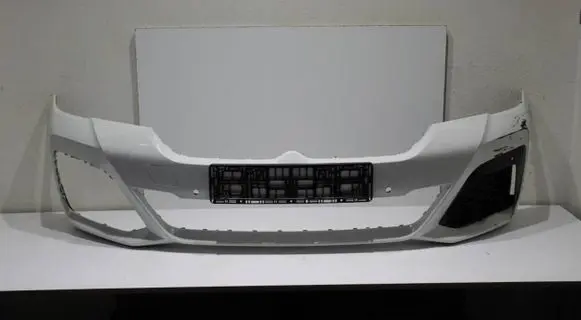 BMW 5 G30 G31 Front bumper 7798608