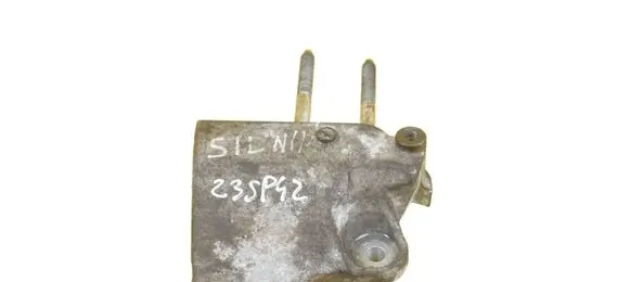 Mitsubishi Outlander Engine mounting bracket 4B11