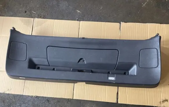 Audi Q7 4L Tailgate trim 4L0867973E