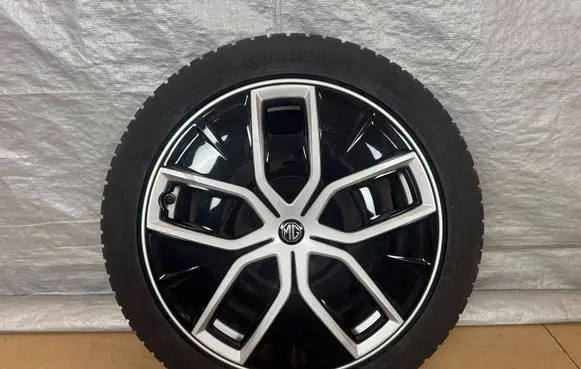MG MG4 ev R18 alloy rim 11260936LF