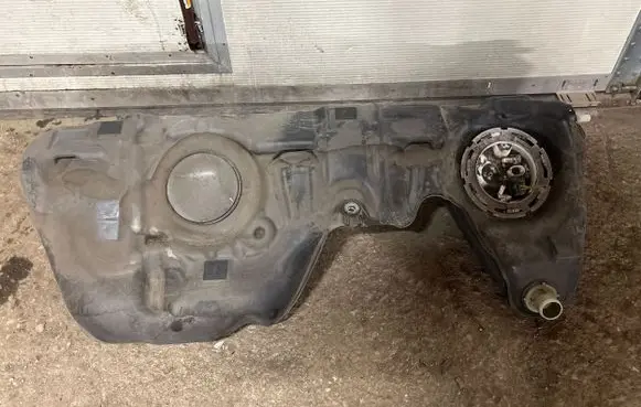 BMW 2 F22 F23 Fuel tank 7326870