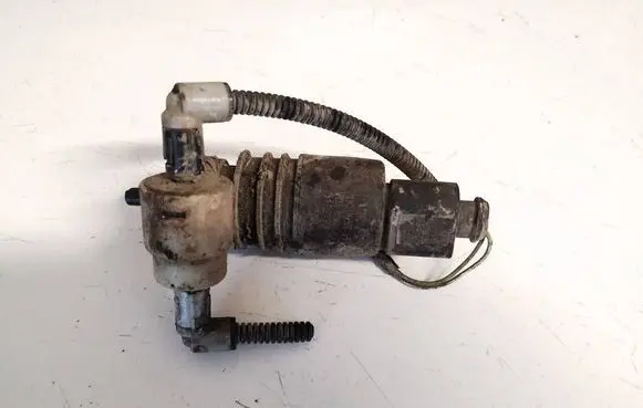 Skoda Praktik (5J8) Windscreen/windshield washer pump 1k6955651