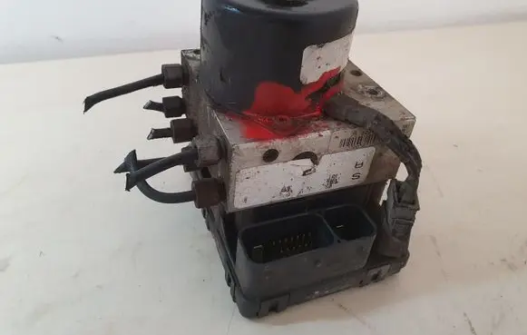 Chrysler Voyager ABS Pump 04686987AA
