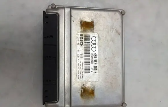 Audi A6 S6 C5 4B Engine control unit/module 4B0907401H 0281001781 28RTE267