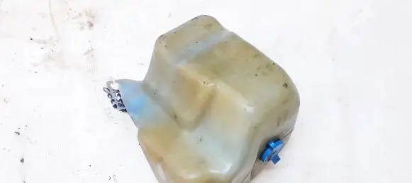 Volkswagen Golf II Windshield washer fluid reservoir/tank 535955453