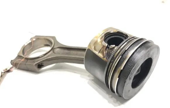 BMW 5 F10 F11 Piston with connecting rod N47D20C