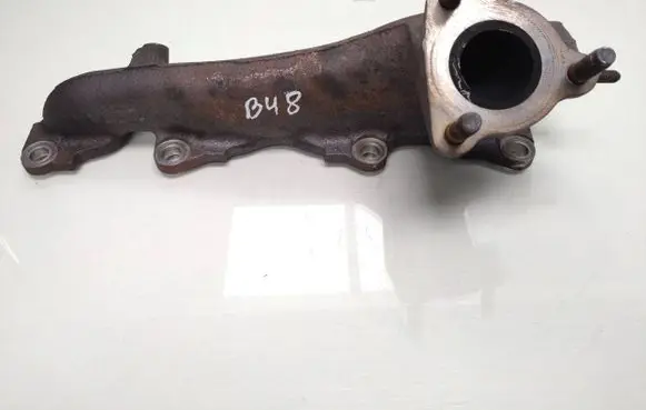 Honda CR-V Exhaust manifold