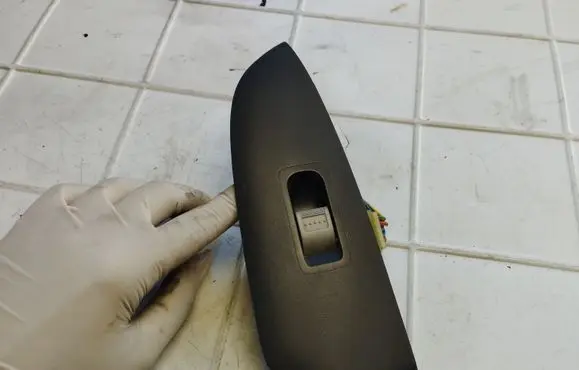 Honda CR-V Electric window control switch