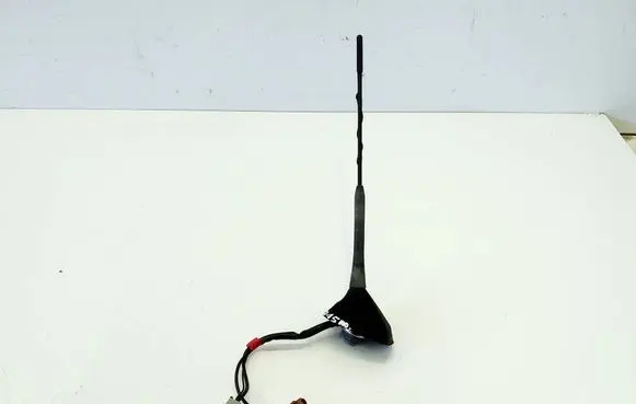 Nissan Qashqai Aerial GPS antenna
