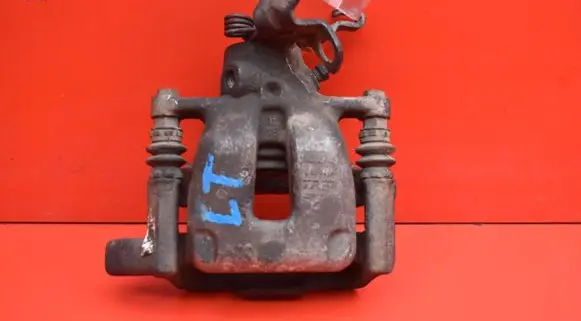 Skoda Octavia Mk2 (1Z) Rear brake caliper