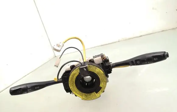 Mitsubishi Carisma Wiper turn signal indicator stalk/switch MR318844
