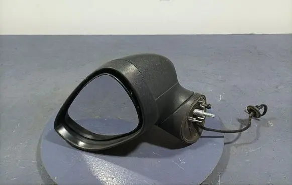 Ford Fiesta Front door electric wing mirror 