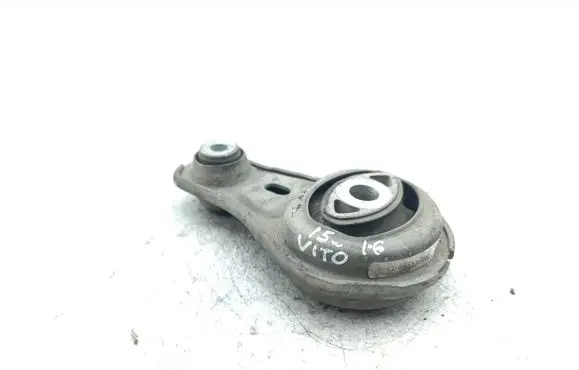 Mercedes-Benz Vito Viano W447 Engine mount bracket A4472400110