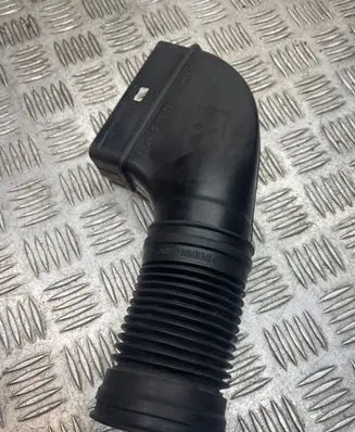 Mercedes-Benz A W168 Air intake duct part A6680940382