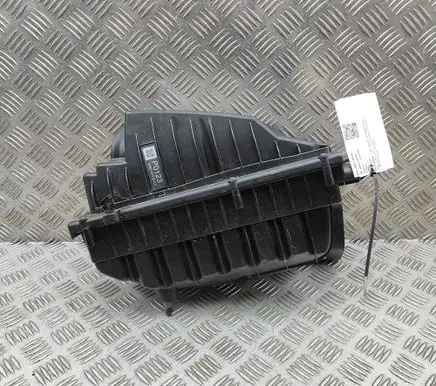 Land Rover Defender Air filter box M8B29H708AD M8B29H736CA