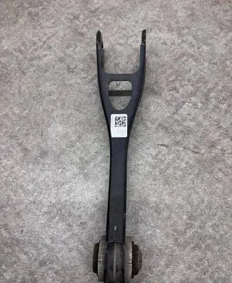 BMW i3 Rear upper control arm/wishbone 6852270