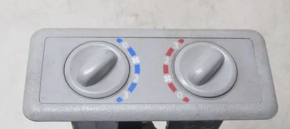 Renault Trafic III (X82) Climate control unit