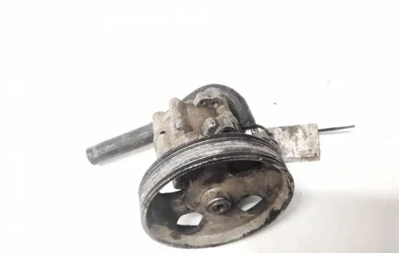 Citroen C5 Power steering pump 9637000880