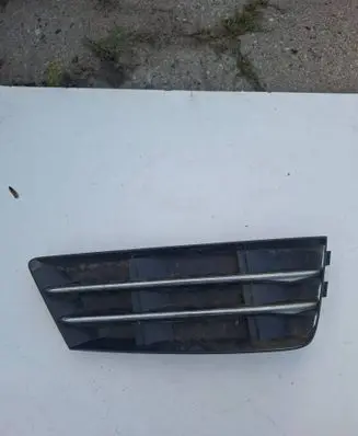 Audi A4 S4 B9 8W Front bumper lower grill 8W0807682R