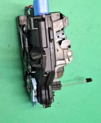 Front door lock